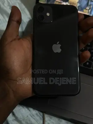 Apple iPhone 11 64 GB Black