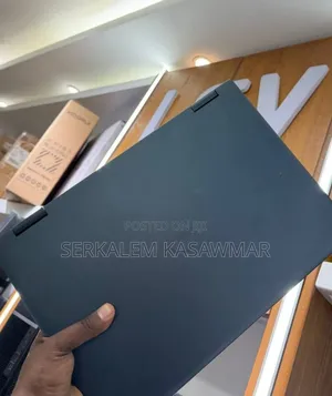 New Laptop Dell Inspiron 16 7630 16GB Intel Core i7 SSD 512GB