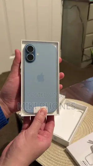 New Apple iPhone 17 256 GB