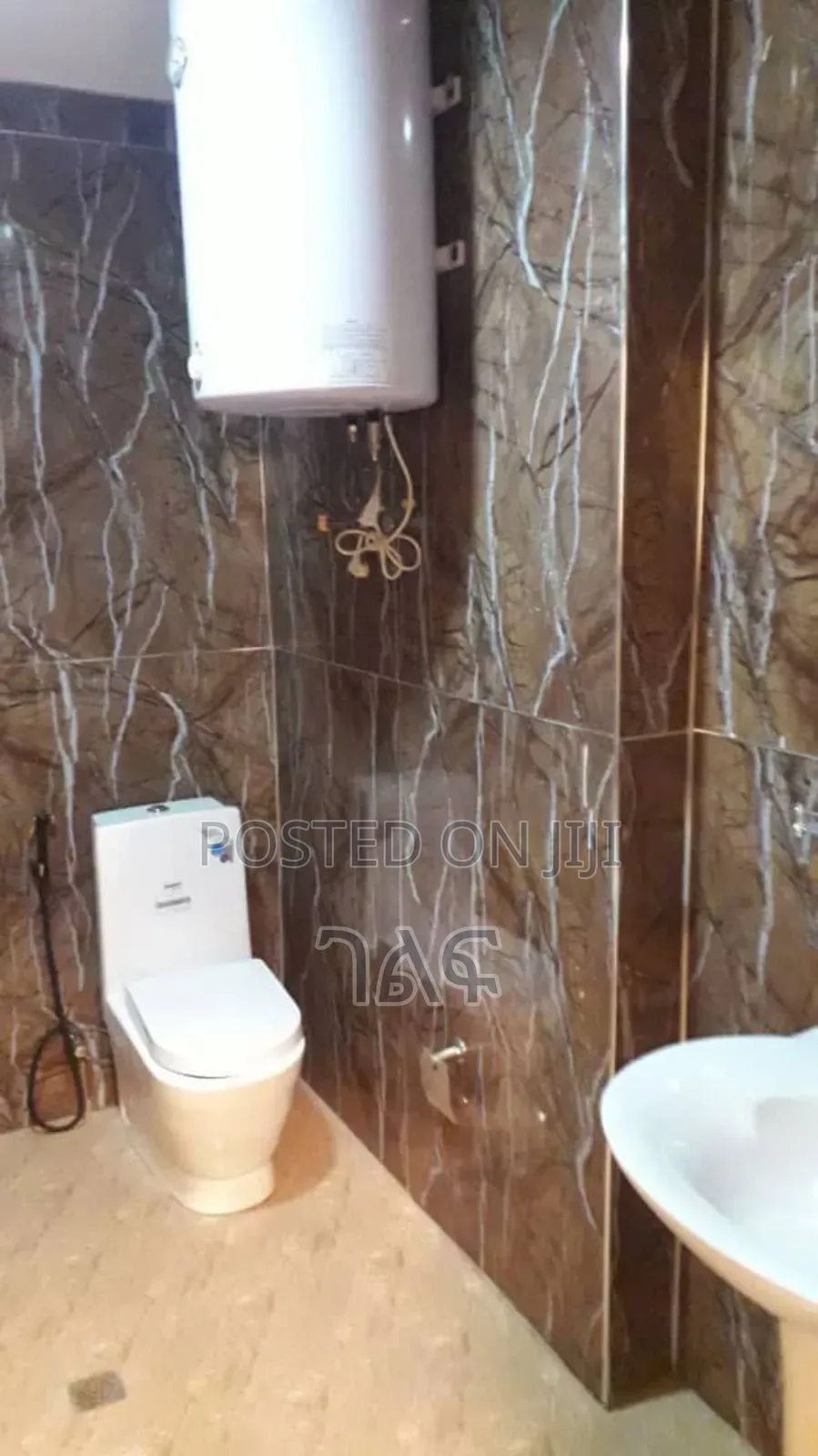 7bdrm House in አያት አካባቢ የሚገኝ, Bole for sale