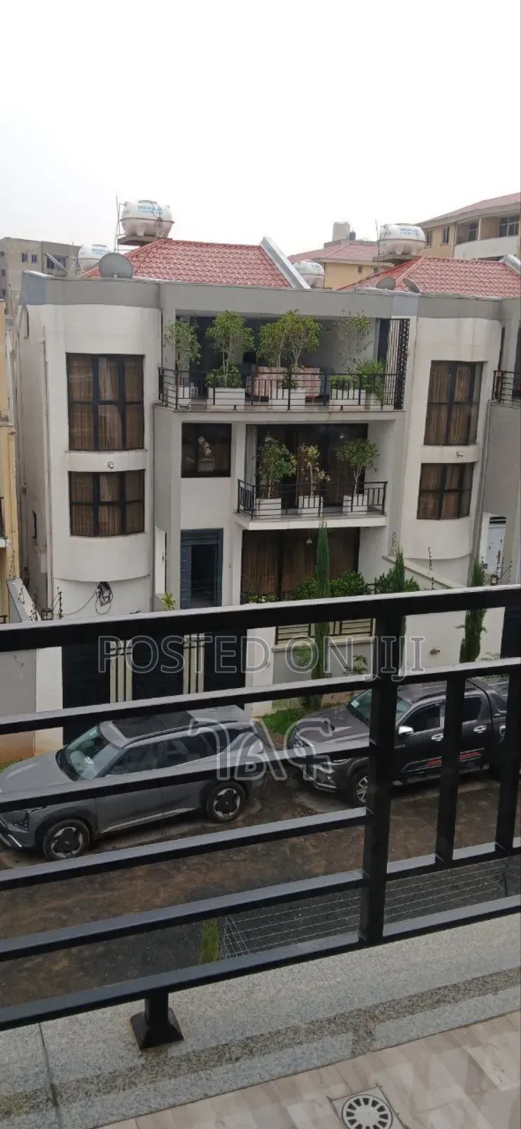 7bdrm House in አያት አካባቢ የሚገኝ, Bole for sale