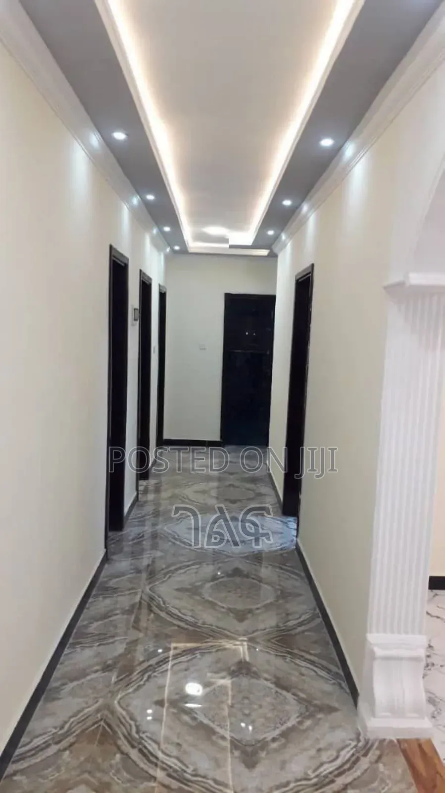 7bdrm House in አያት አካባቢ የሚገኝ, Bole for sale