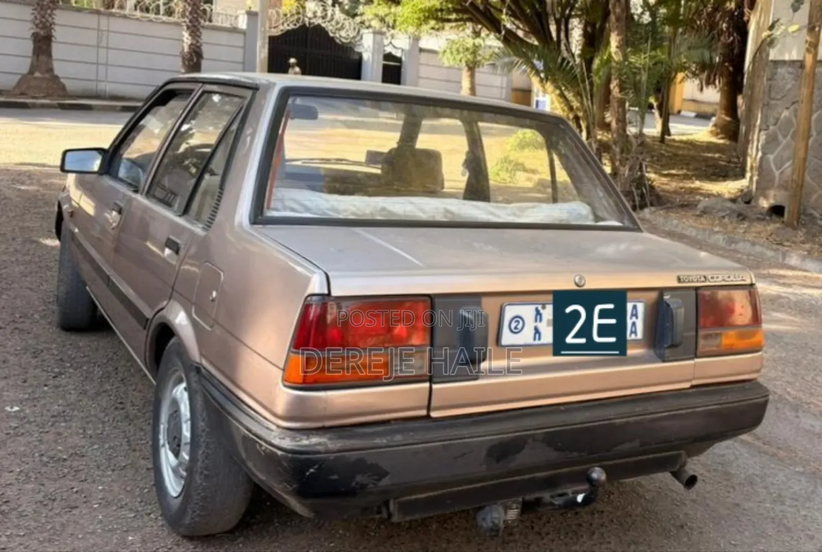 Toyota Corolla 1986 Brown