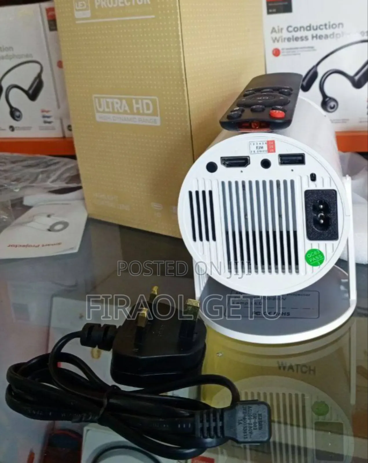 Hy 300 Ultra Hd Projector