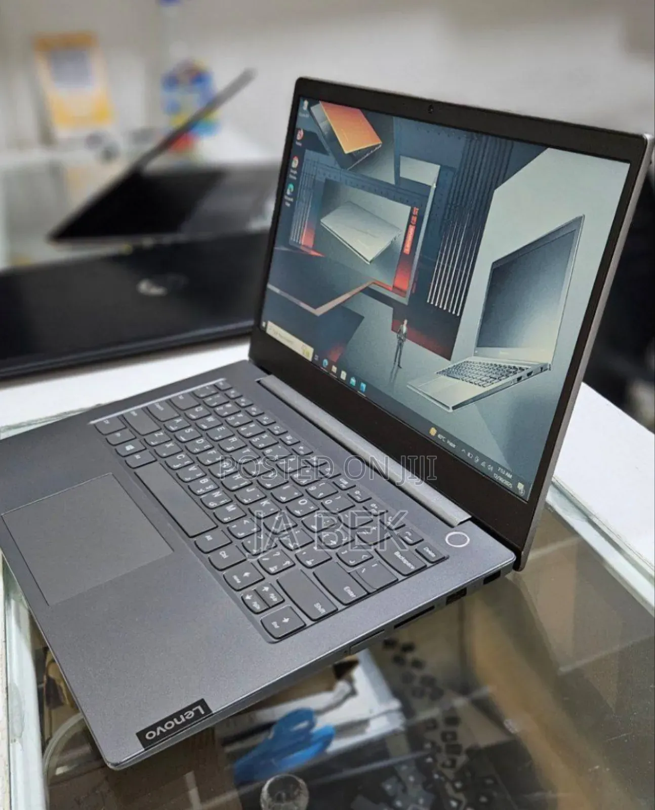 New Laptop Lenovo ThinkBook 15 8GB Intel Core I5 SSD 256GB