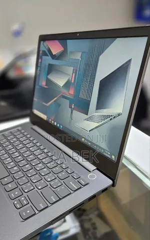 New Laptop Lenovo ThinkBook 15 8GB Intel Core I5 SSD 256GB