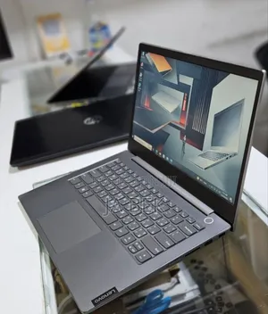 New Laptop Lenovo ThinkBook 15 8GB Intel Core I5 SSD 256GB