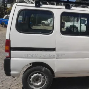 Suzuki Every 2004 White