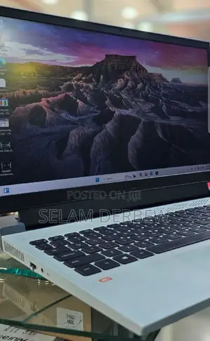 New Laptop Dell G15 5511 16GB Intel Core I7 SSD 512GB