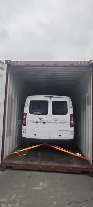 New Wuling EV80 2025 White