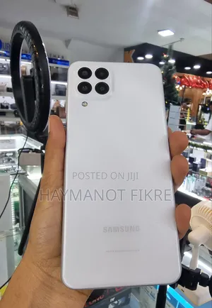 New Samsung Galaxy M33 128 GB White