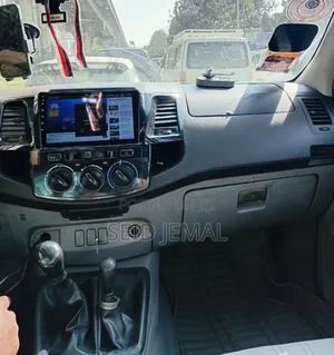 Toyota Hilux 2007 White