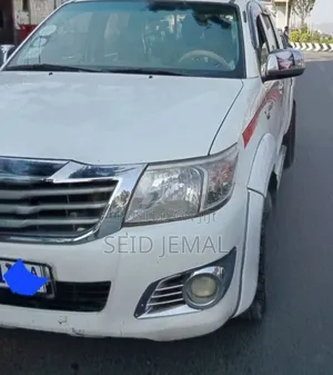 Toyota Hilux 2007 White