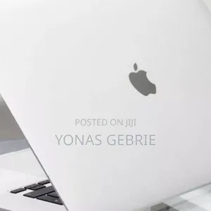 Photo - New Laptop Apple MacBook Pro 2019 16GB Intel Core I7 SSD 512GB