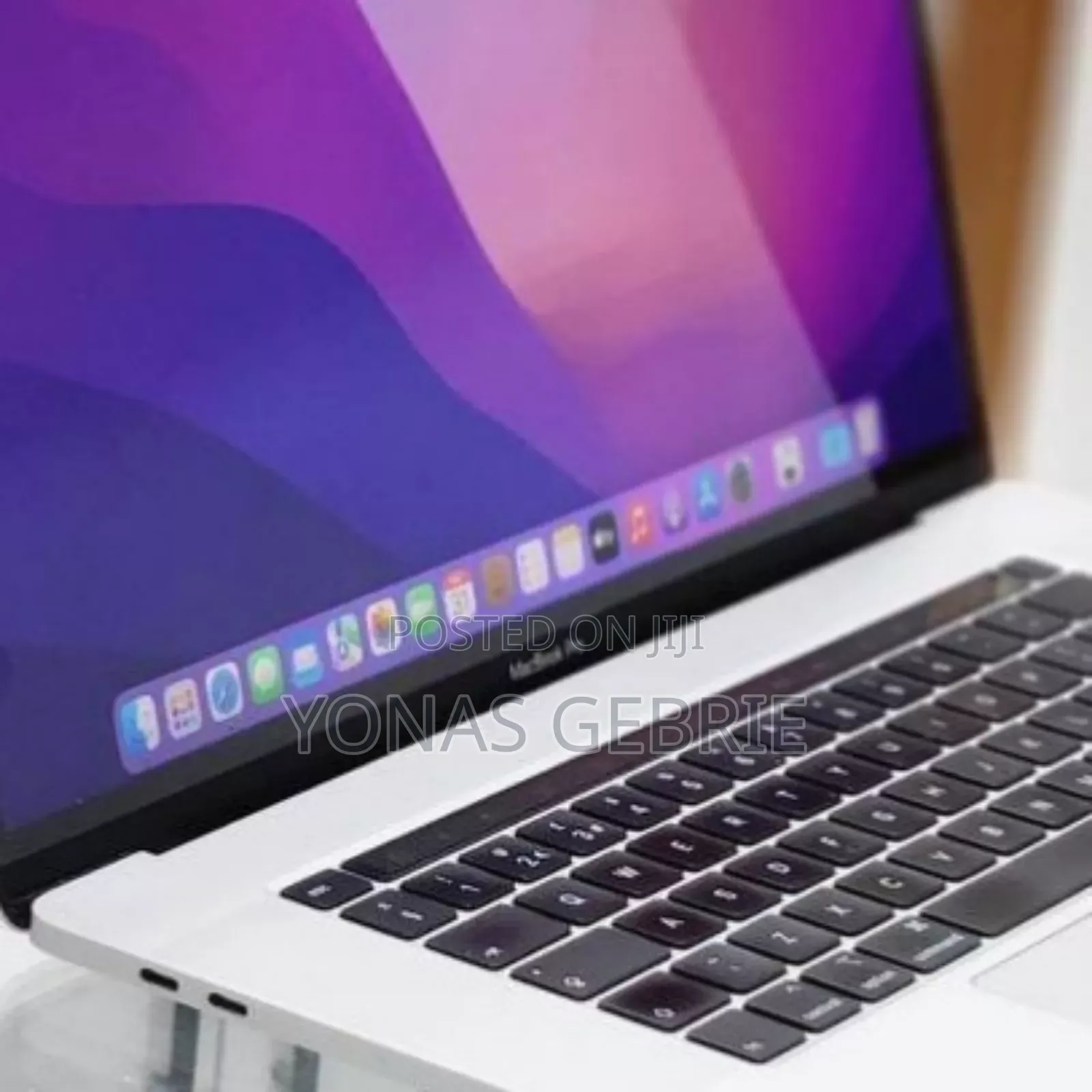 New Laptop Apple MacBook Pro 2019 16GB Intel Core I7 SSD 512GB