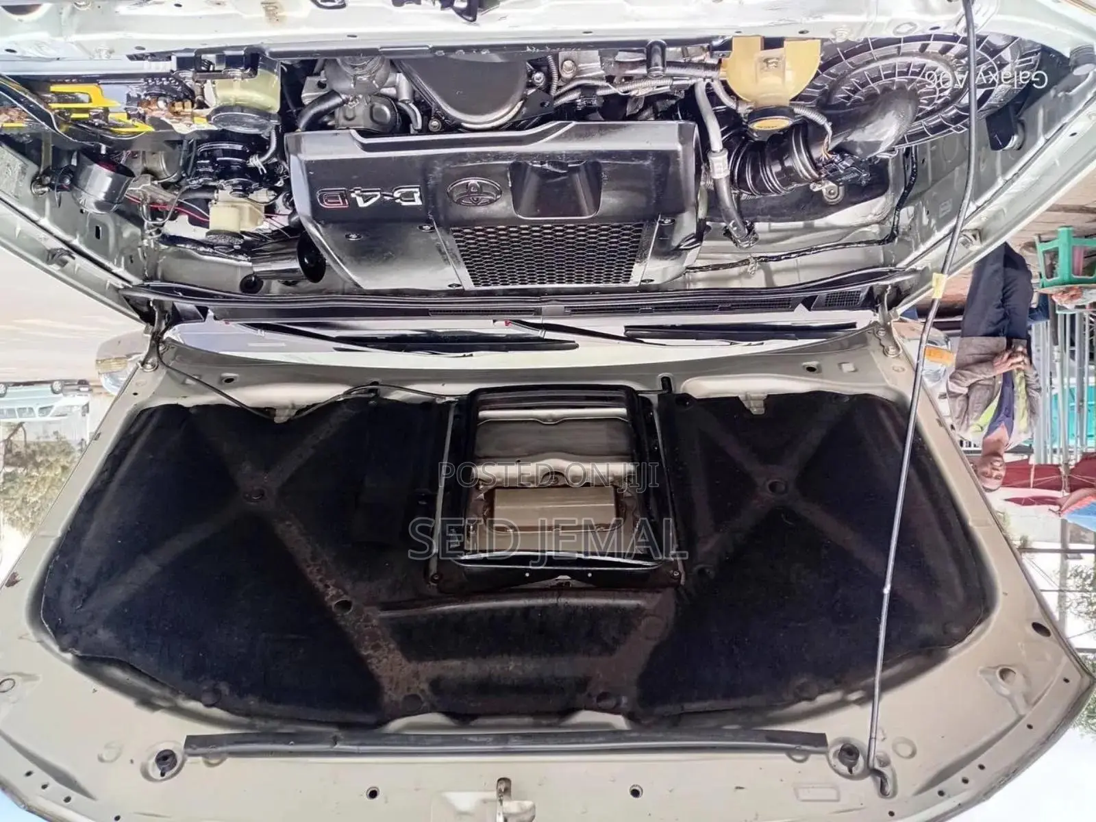 Toyota Hilux 2013 Silver