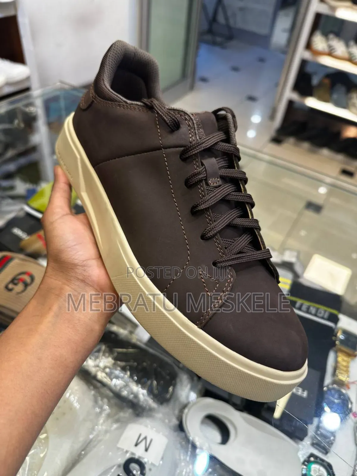 Free አጭር ቀን የሚቆይ ቅናሽ