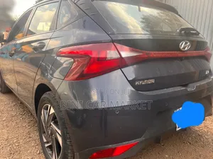 Hyundai i20 2021 Gray