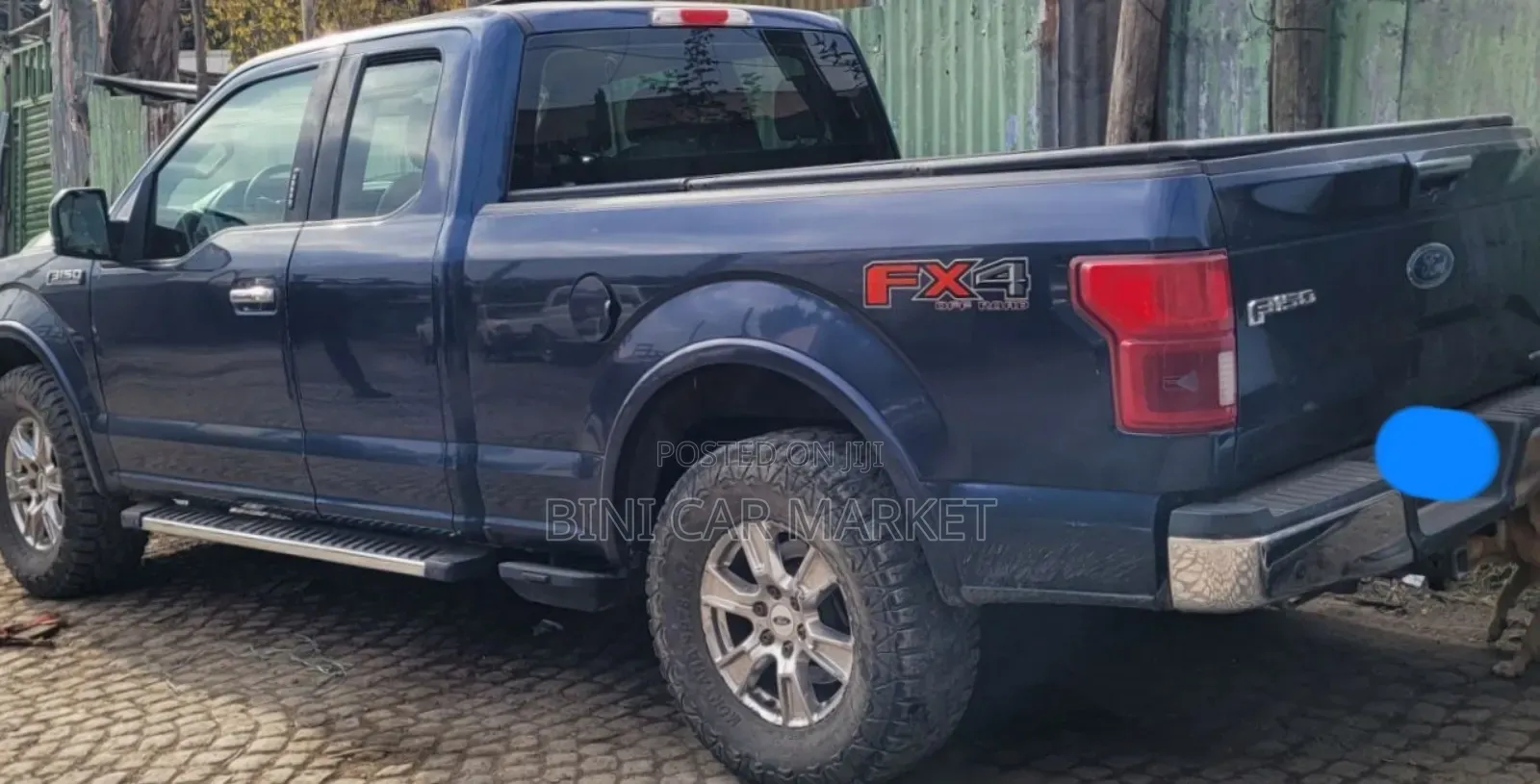 Ford F-150 2016 Blue