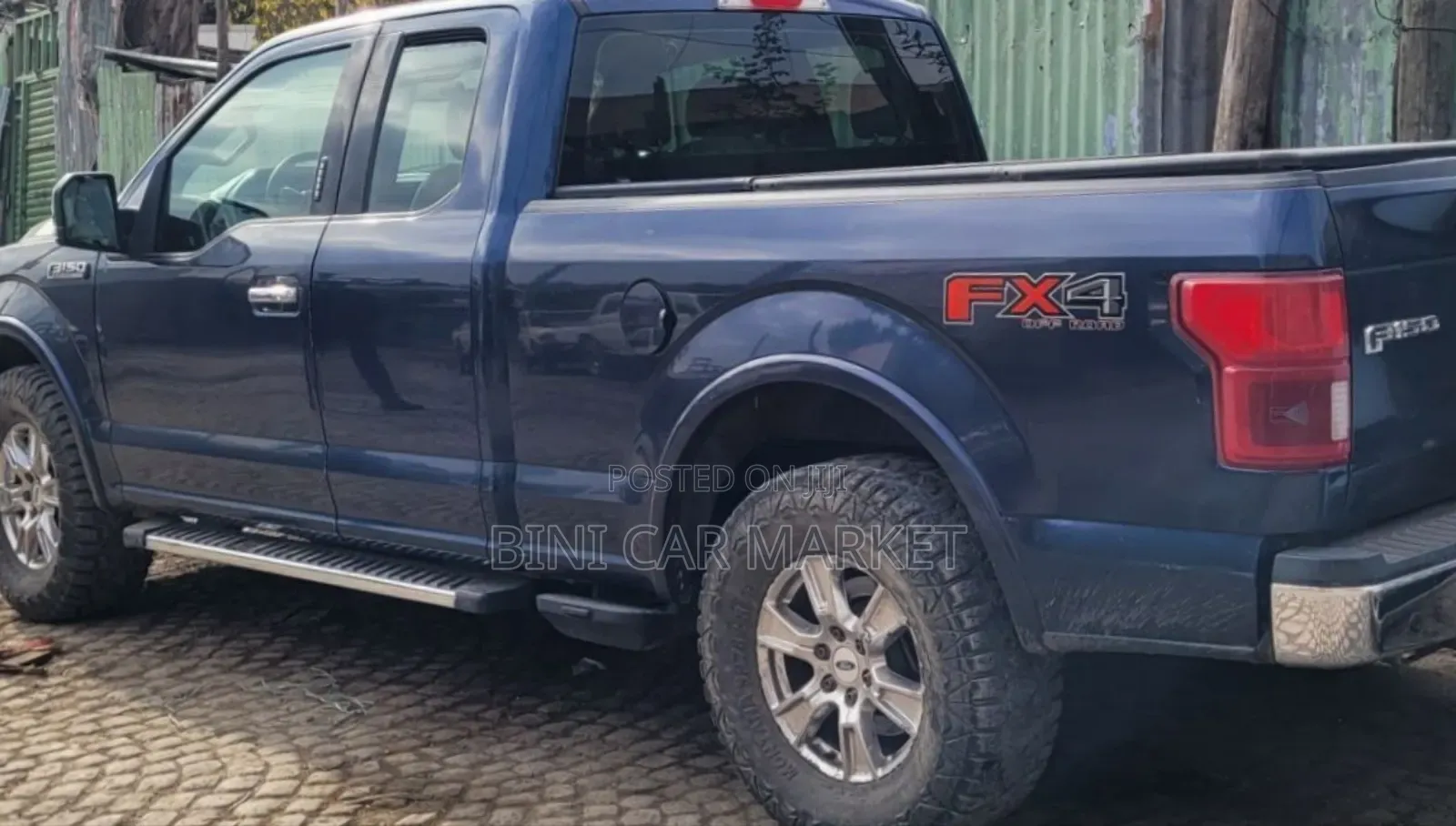 Ford F-150 2016 Blue