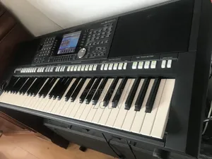 Yamaha PSR 950