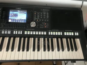 Yamaha PSR 950