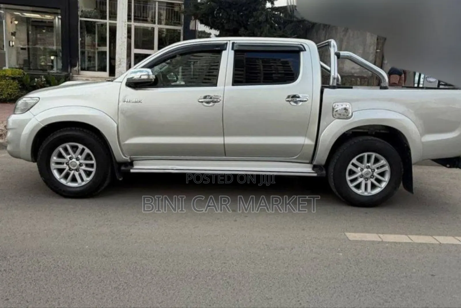 Toyota Hilux 2013 Silver