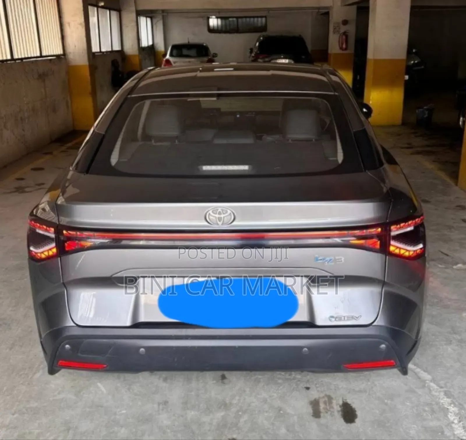 Toyota bZ3 63 kWh FWD 2023 Gray