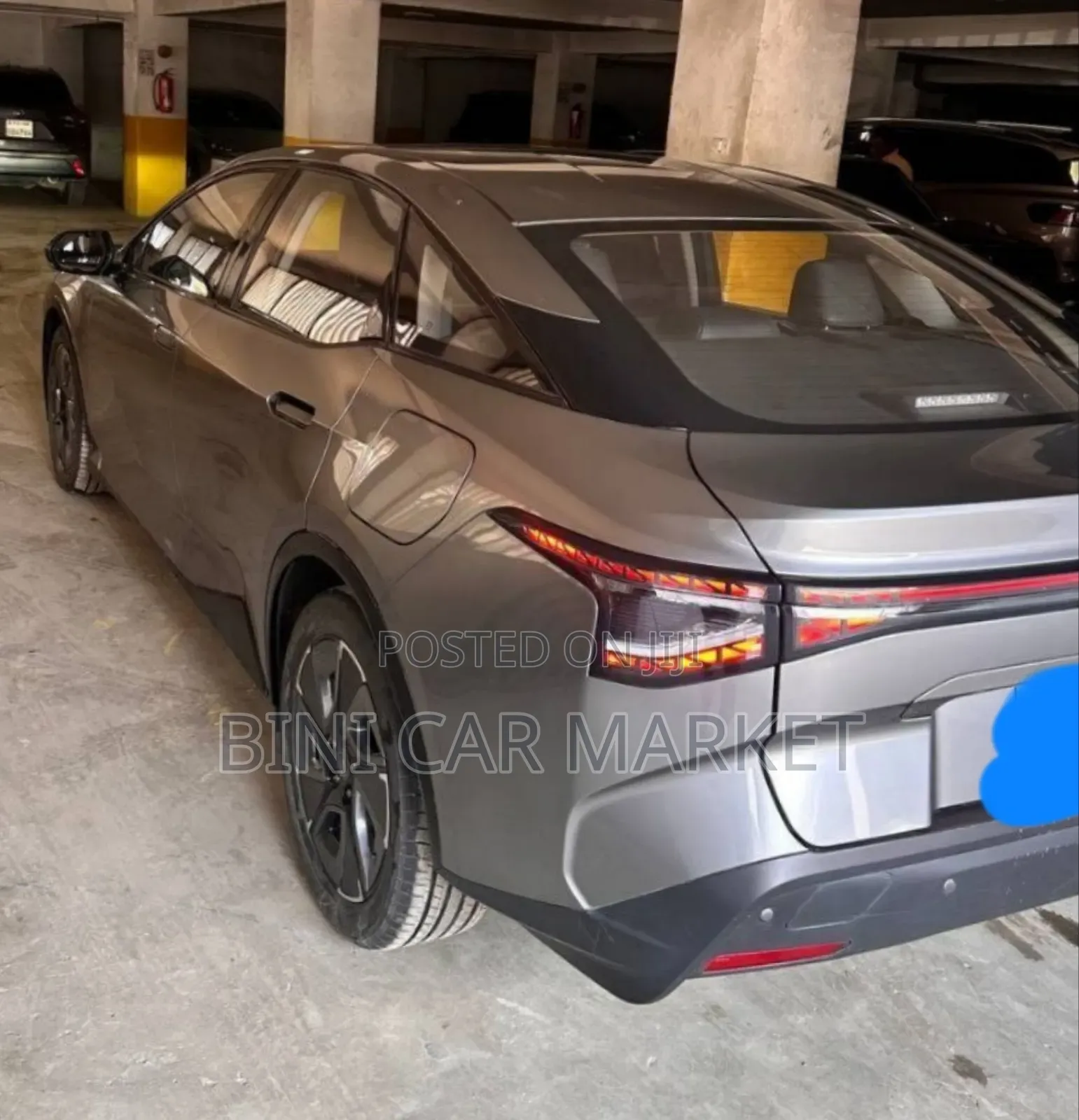 Toyota bZ3 63 kWh FWD 2023 Gray