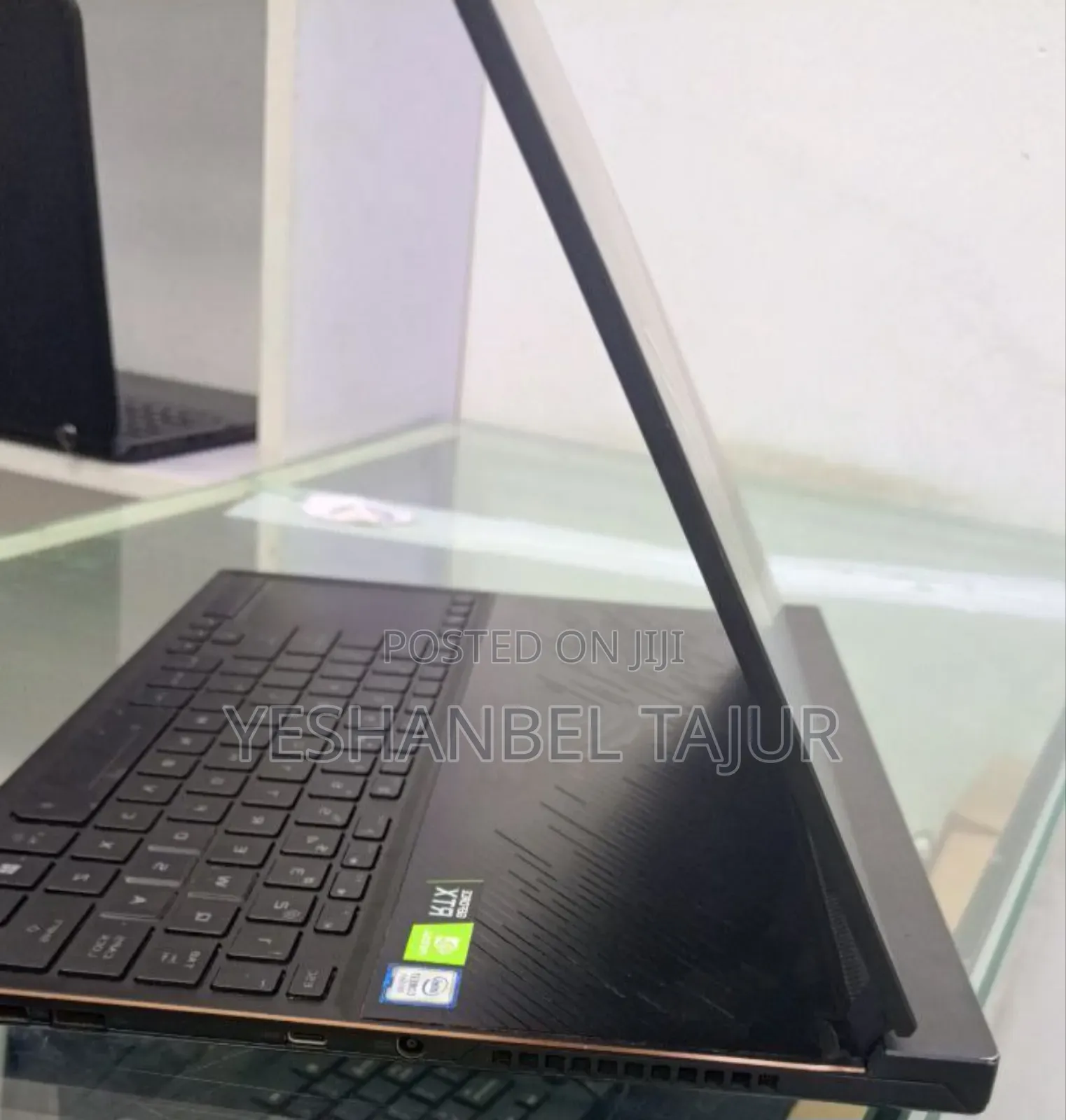New Laptop Asus ROG Zephyrus G15 16GB Intel Core I7 SSD 512GB