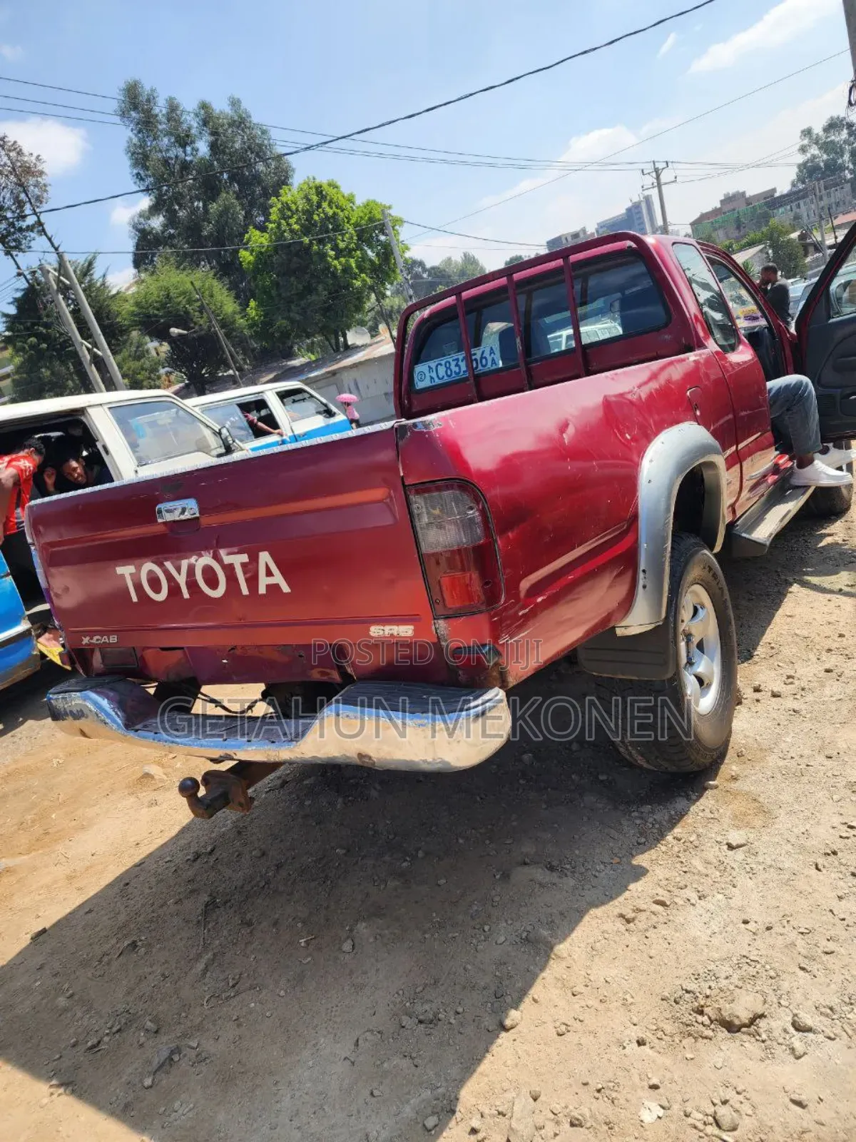 Toyota Hilux 2004 Burgundy