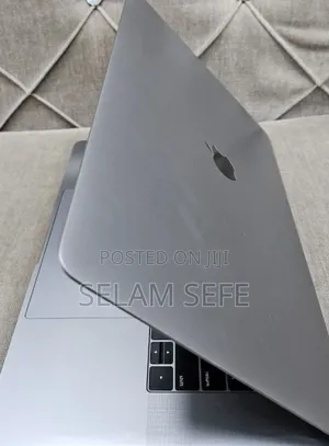 New Laptop Apple MacBook Pro 2019 16GB Intel Core I9 SSD 512GB