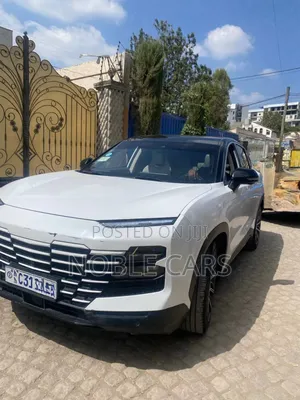 Photo - Jetour Dashing 2023 White