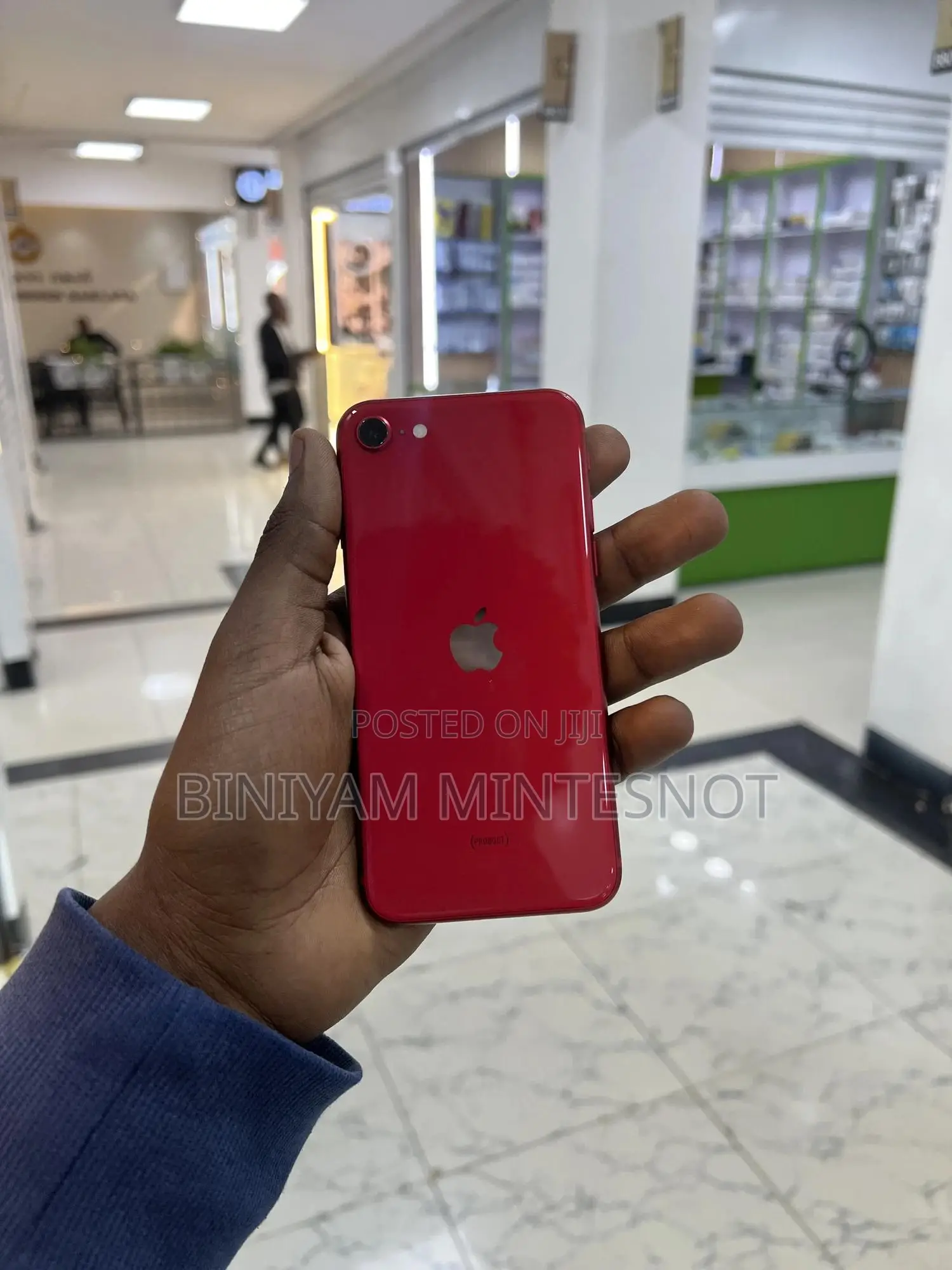 New Apple iPhone SE (2022) 64 GB Red