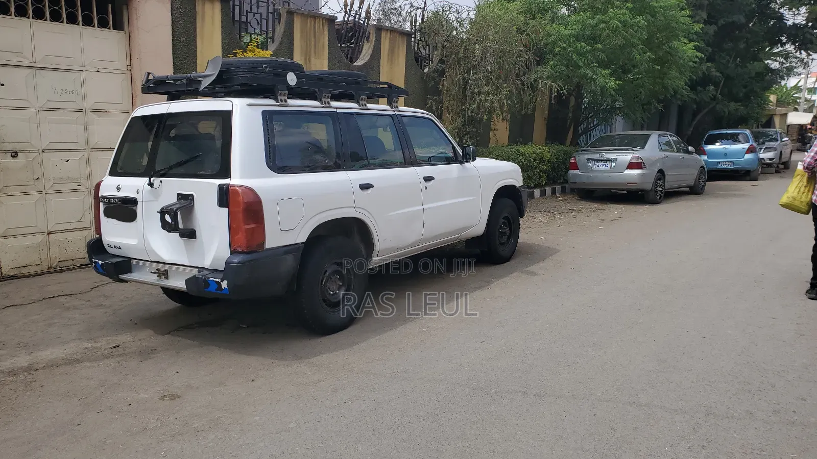 Nissan Patrol 4.8 2012 White