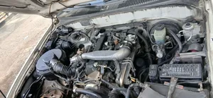 Toyota Hilux 2001 White