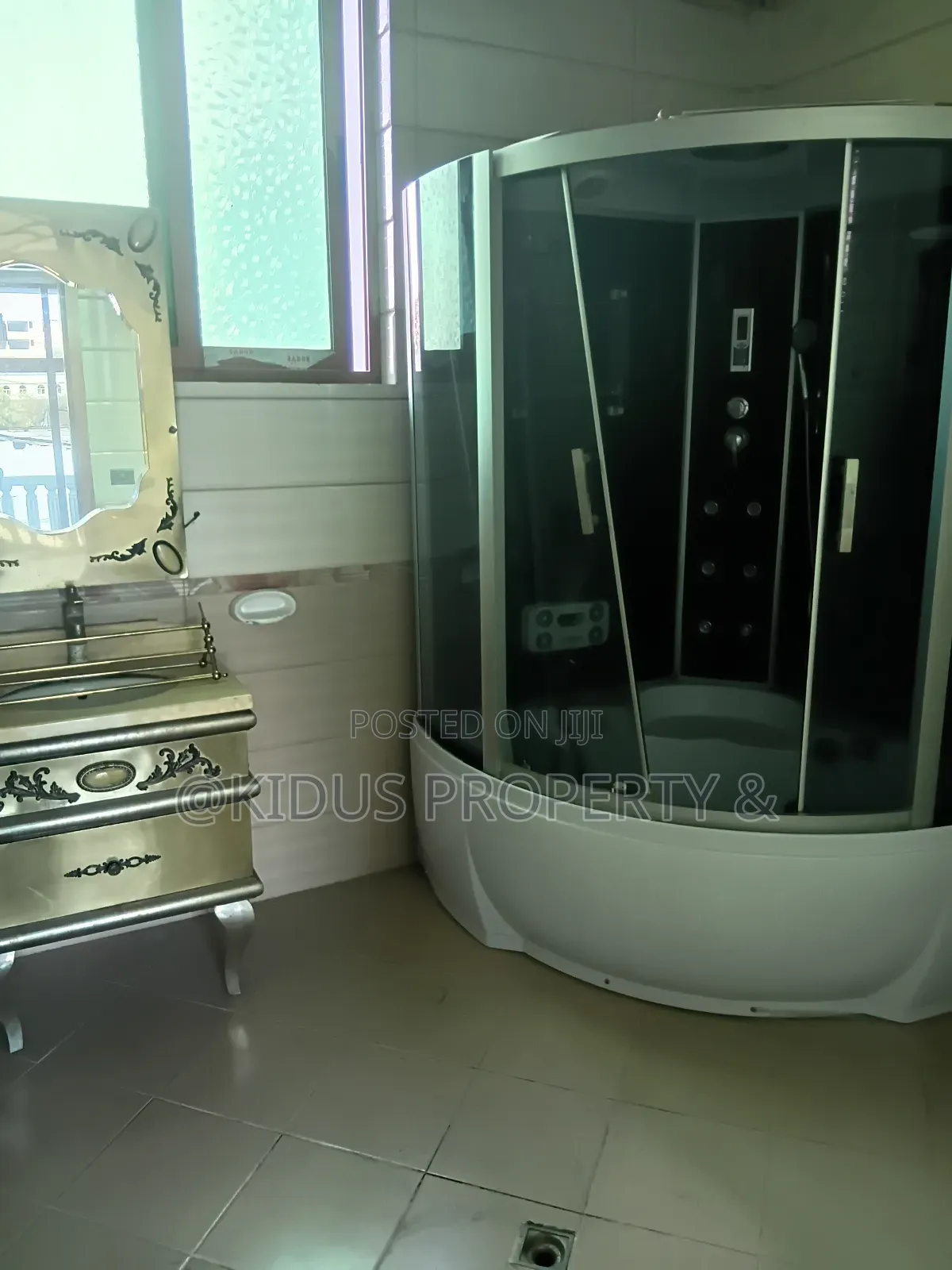 6bdrm House in Nasswe Realstate, Nifas Silk-Lafto for rent