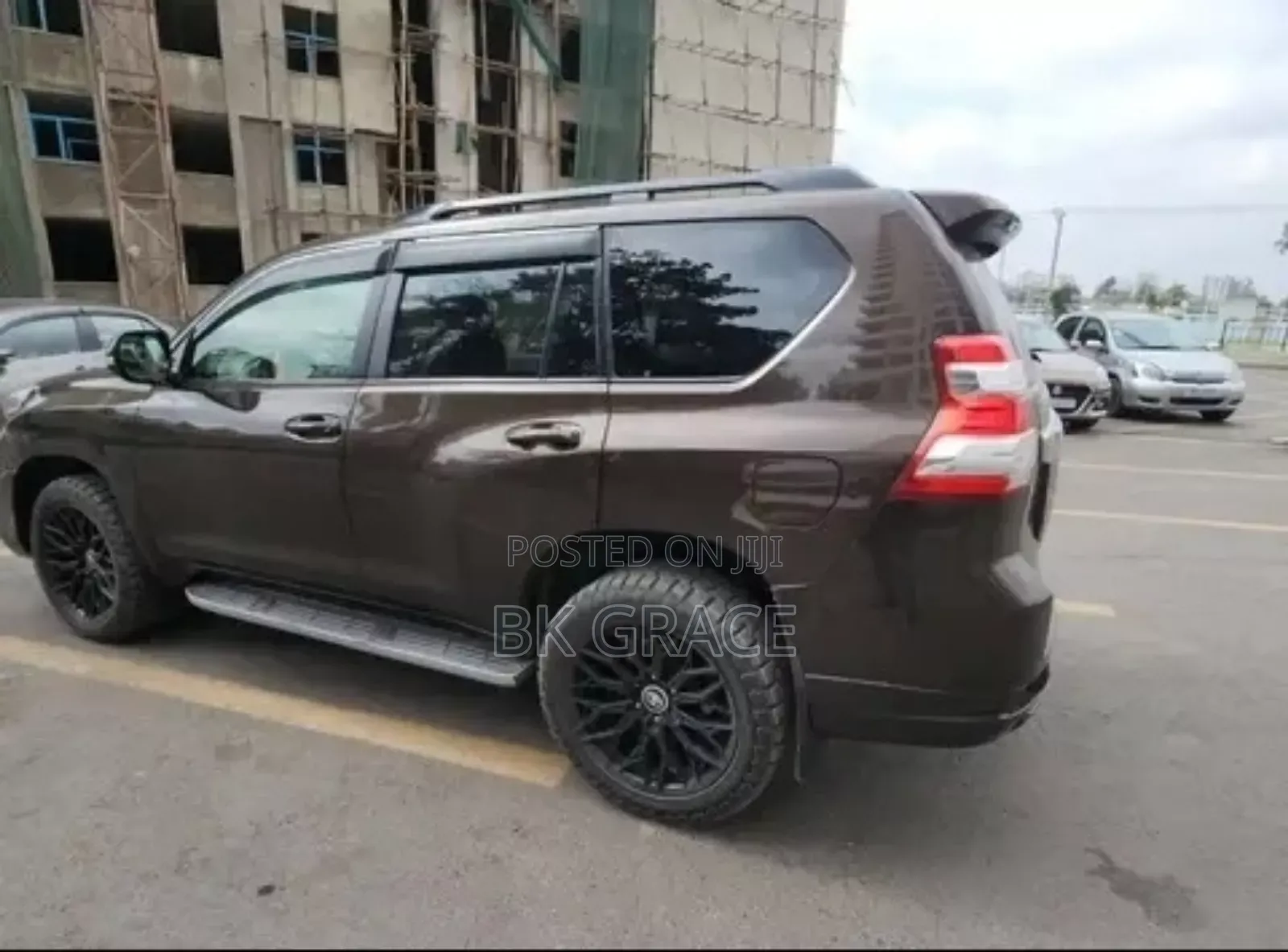 Toyota Land Cruiser Prado 2017 Brown