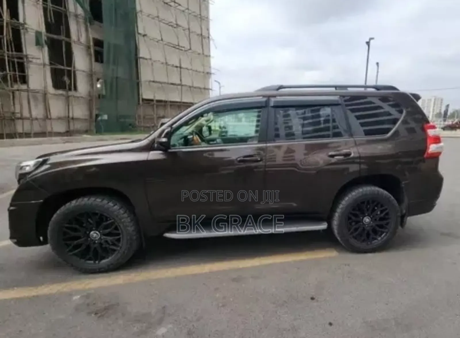 Toyota Land Cruiser Prado 2017 Brown