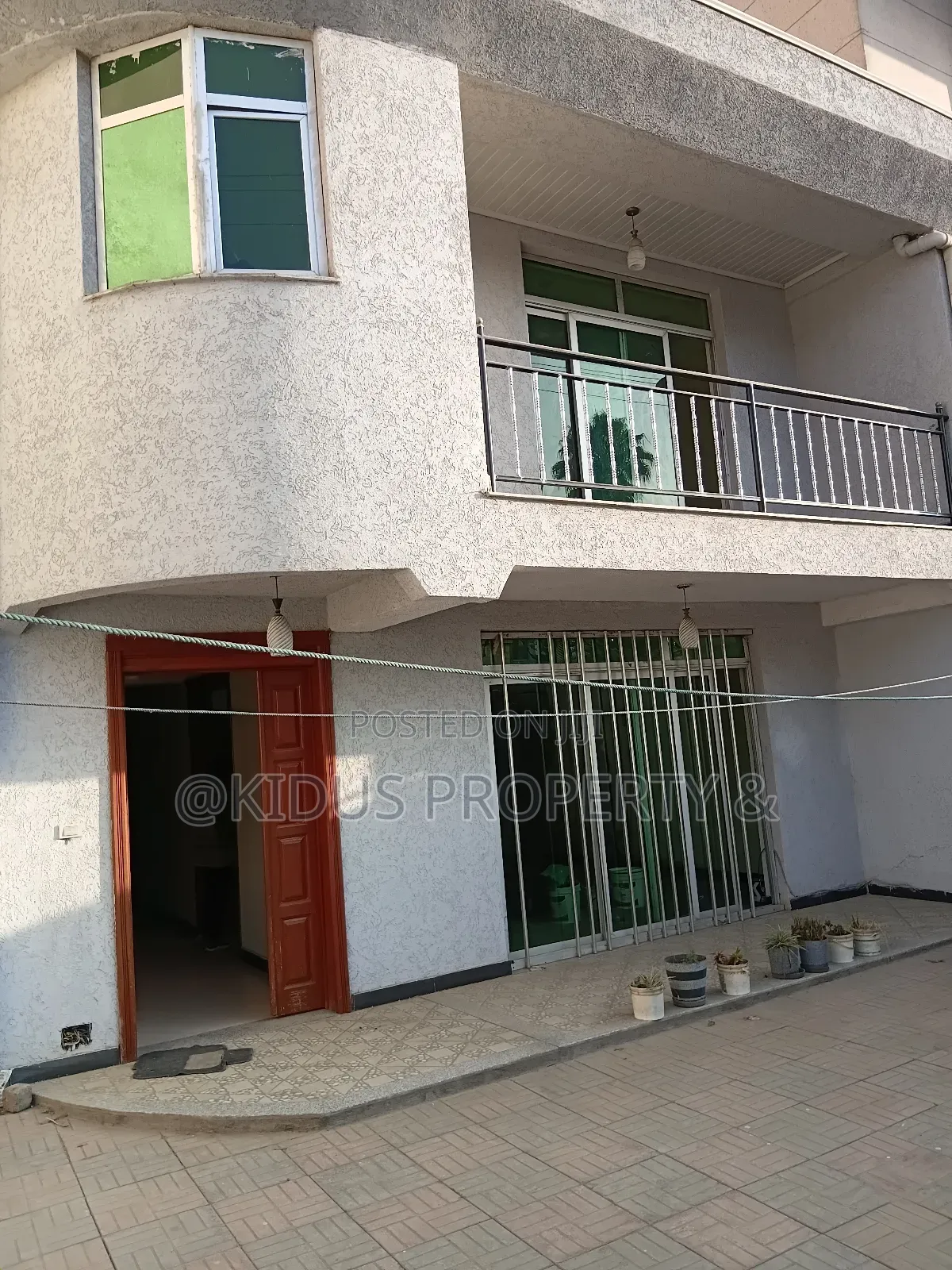 5bdrm House in Mekanisa Mekaele, Nifas Silk-Lafto for rent