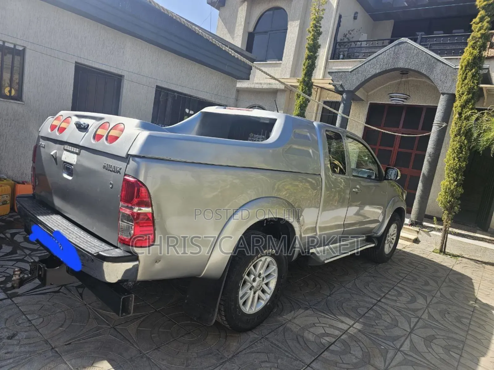 Toyota Hilux SR 4x4 2014 Silver
