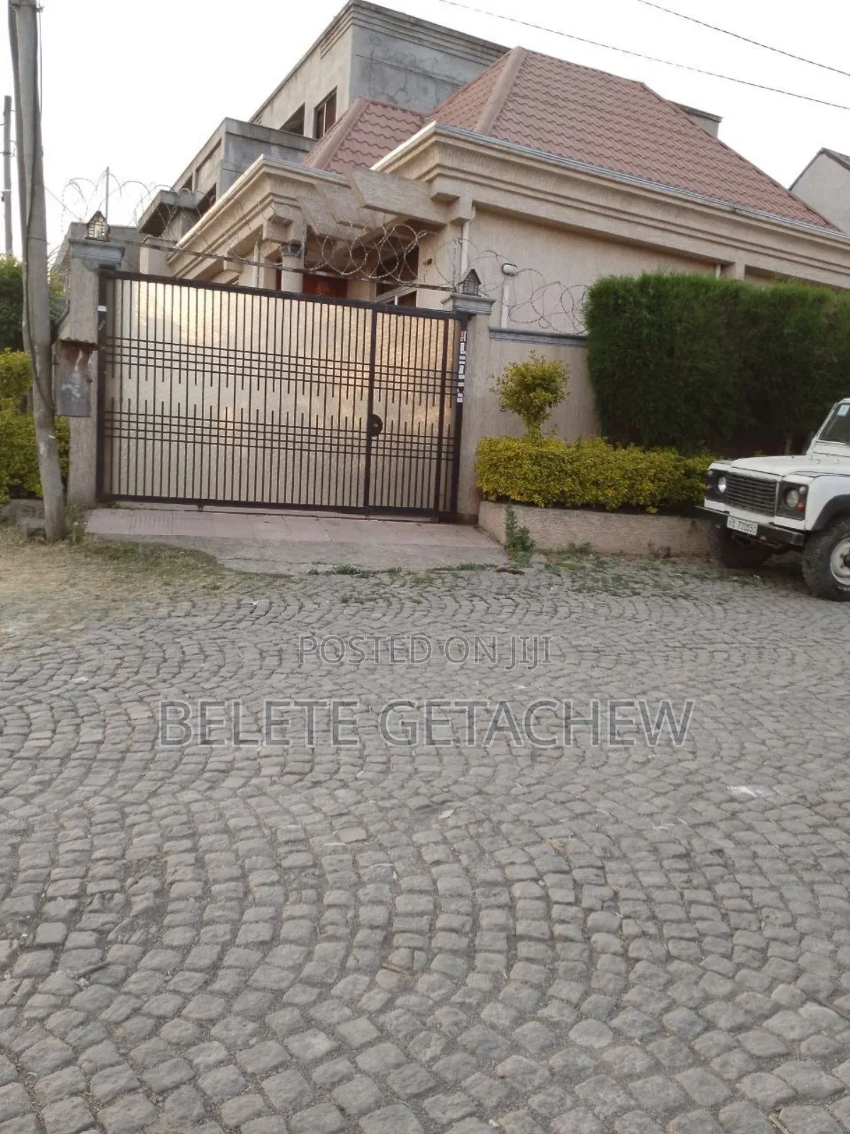 3bdrm Villa in Semit Villa House, Bole for sale