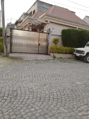 3bdrm Villa in Semit Villa House, Bole for sale