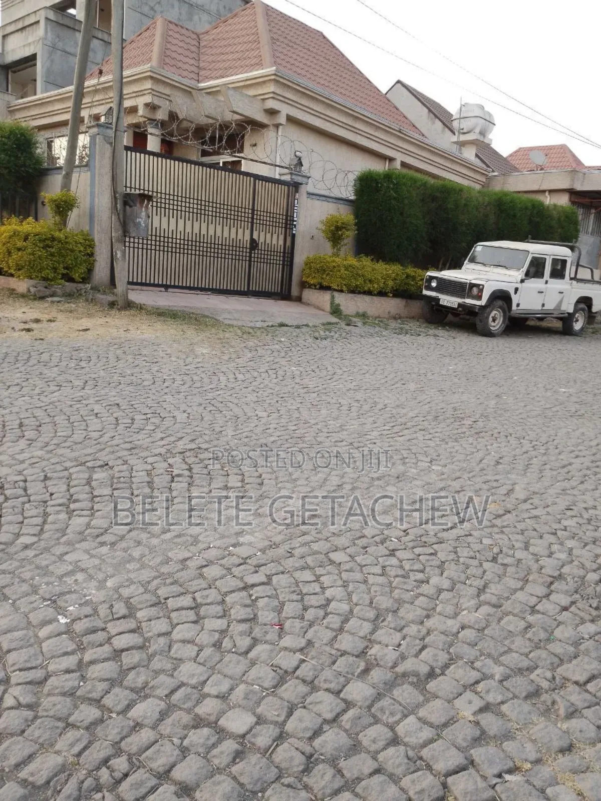 3bdrm Villa in Semit Villa House, Bole for sale