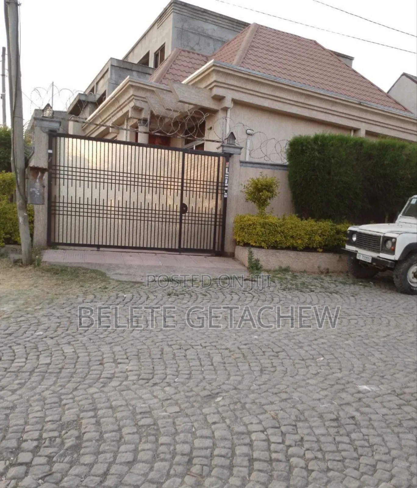 3bdrm Villa in Semit Villa House, Bole for sale