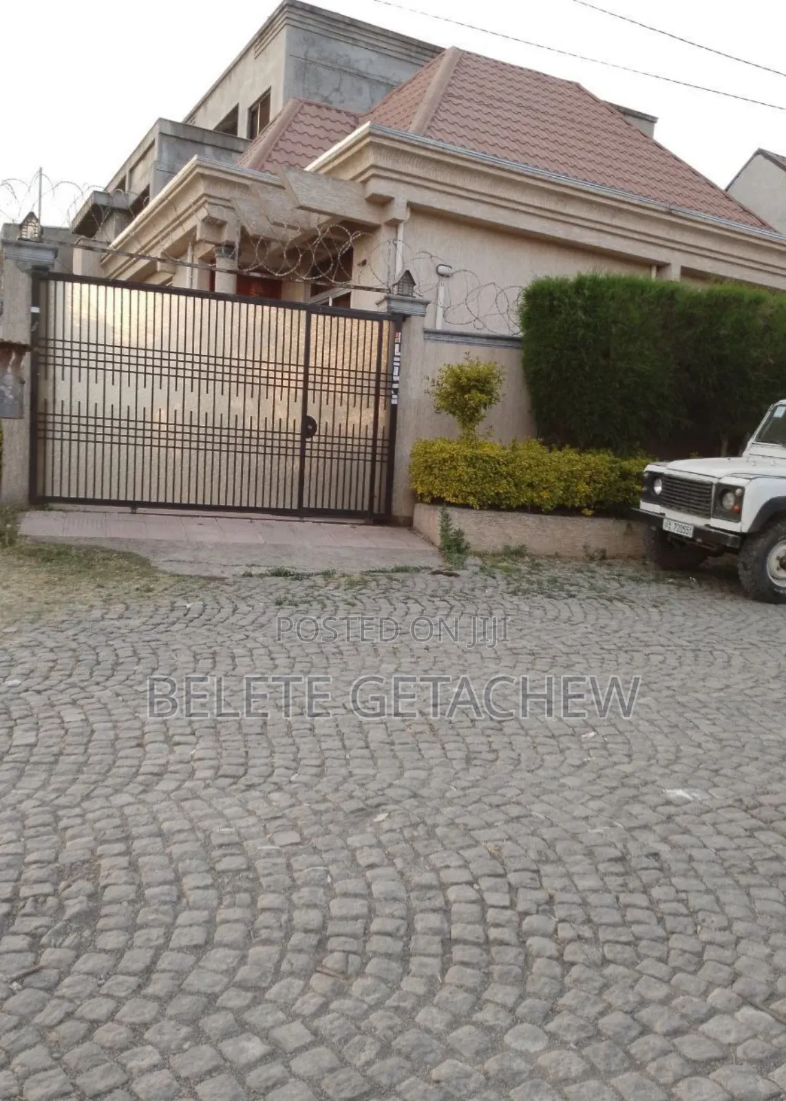 3bdrm Villa in Semit Villa House, Bole for sale