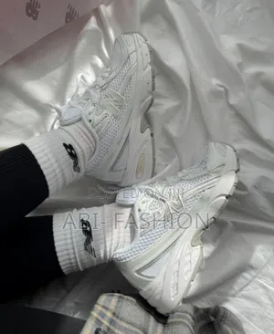 New Balance 740 "White
