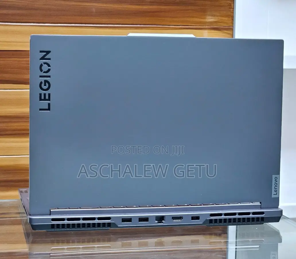 New Laptop Lenovo Legion 5 16GB AMD Ryzen 7 SSD 512GB