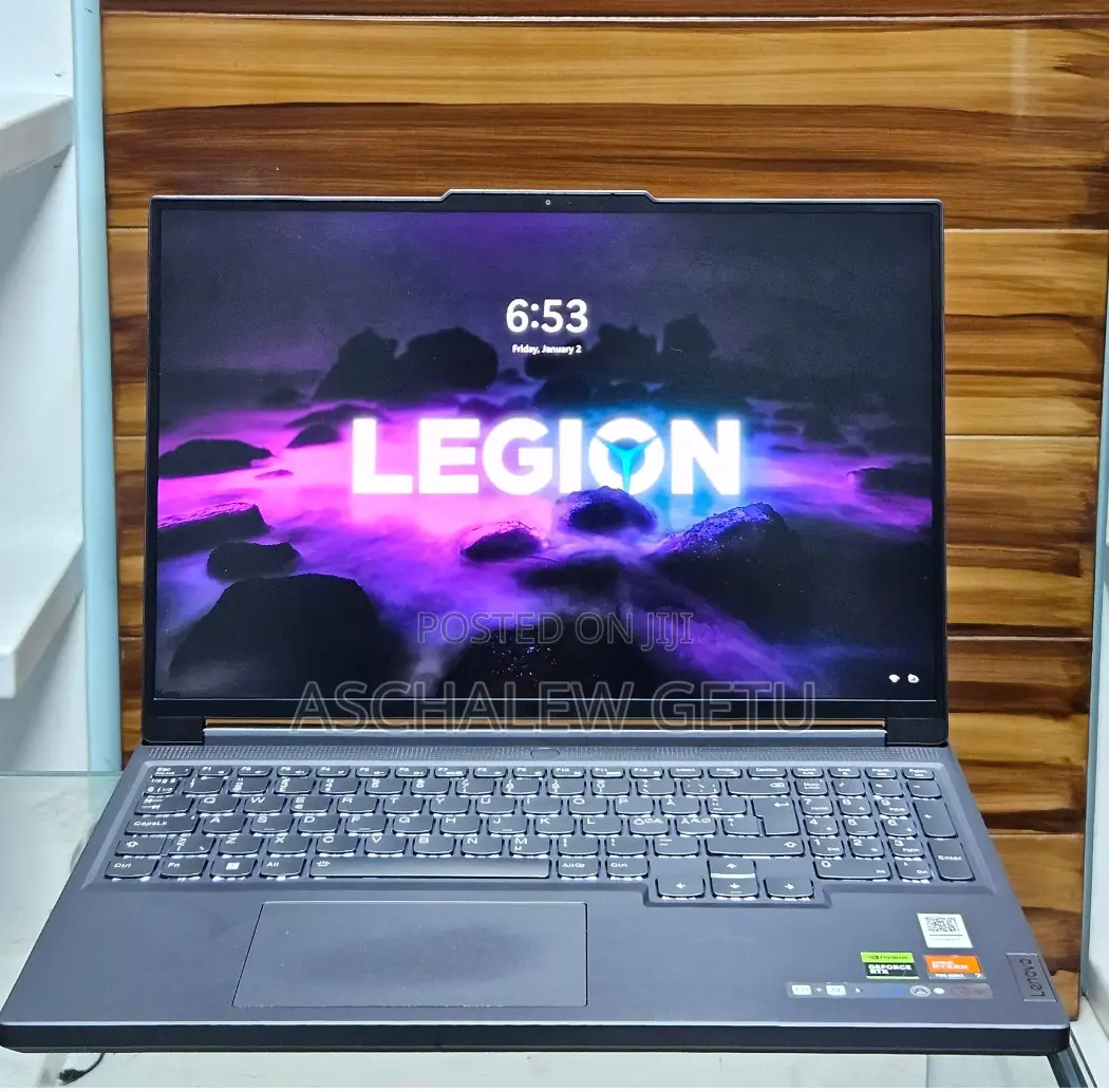 New Laptop Lenovo Legion 5 16GB AMD Ryzen 7 SSD 512GB