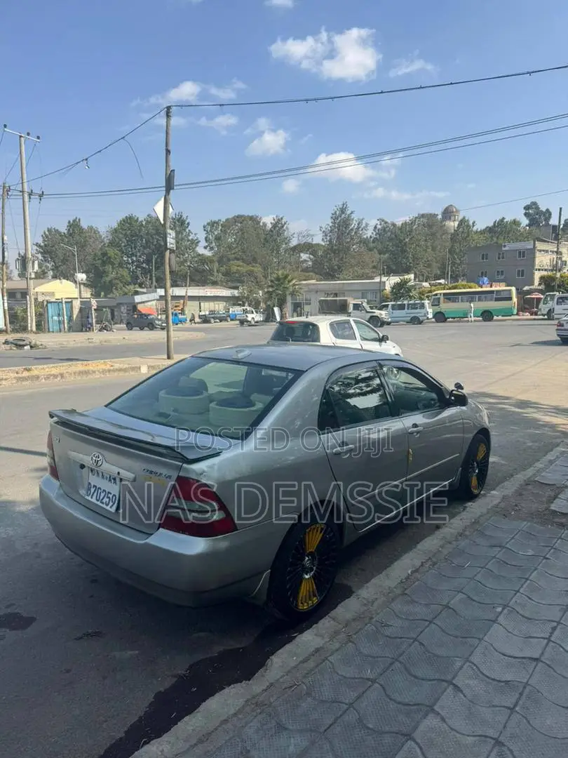 Toyota Corolla 2004 Silver